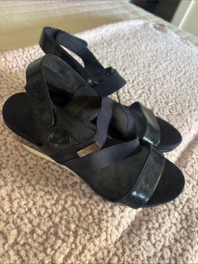 Anne Klein Black Patent & Elastic Wedge Sandals